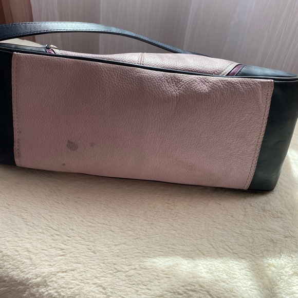 Coach Large Satchel with Shoulder Strap - Picture 5 of 8